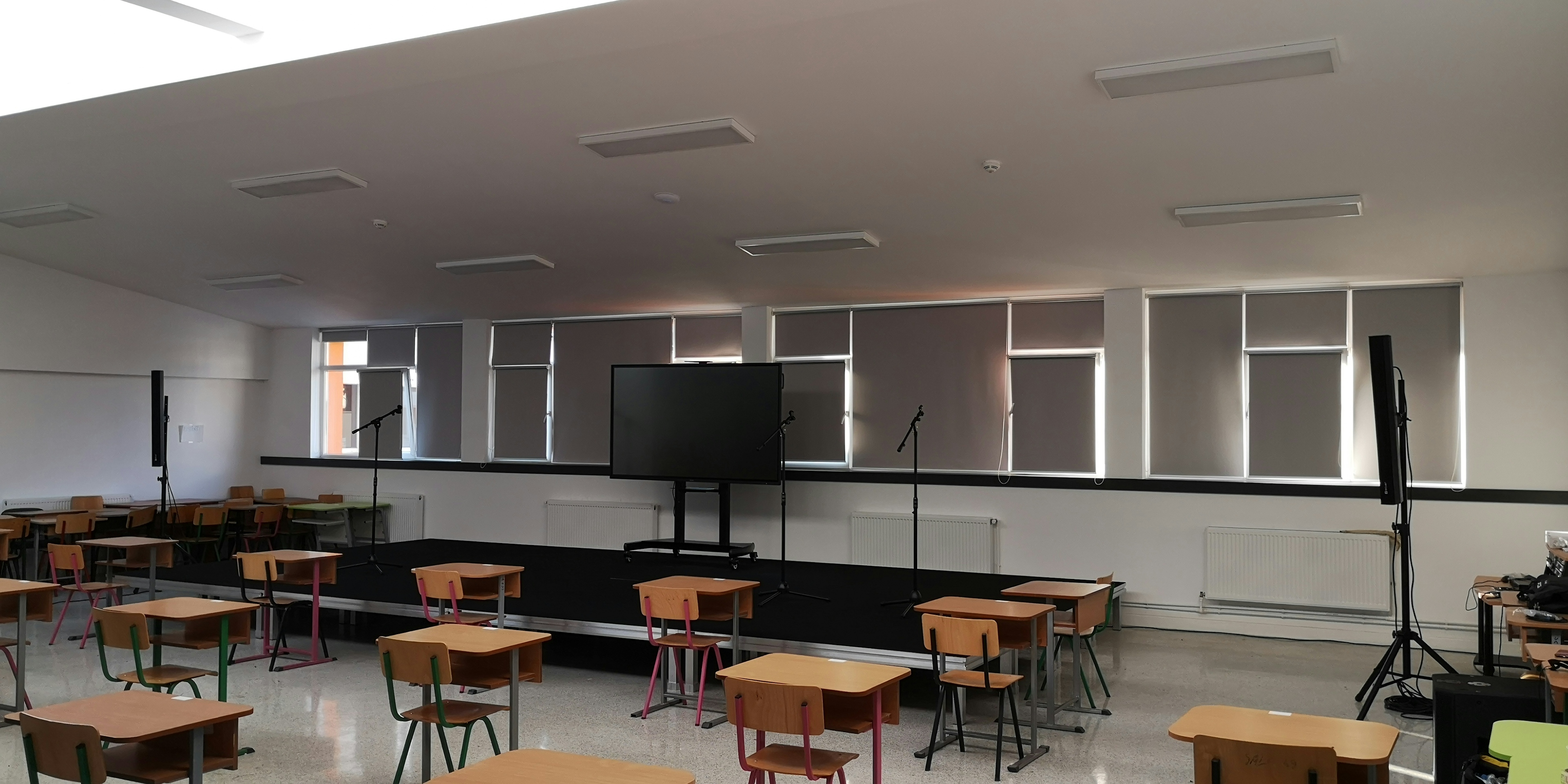 escuela nacional george cosbuc sistema de audio ecler